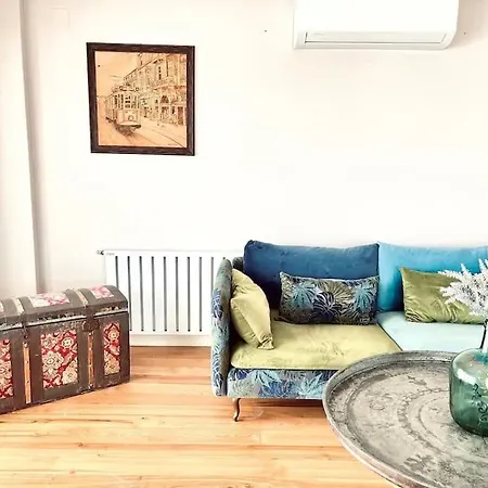 Calm, Private Oasis For Relaxation With Its Own Pool Apartment