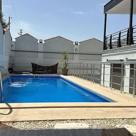 Apartment Calm, Private Oasis For Relaxation With Its Own Pool *