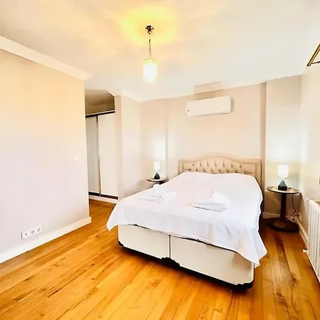 Apartment Calm, Private Oasis For Relaxation With Its Own Pool